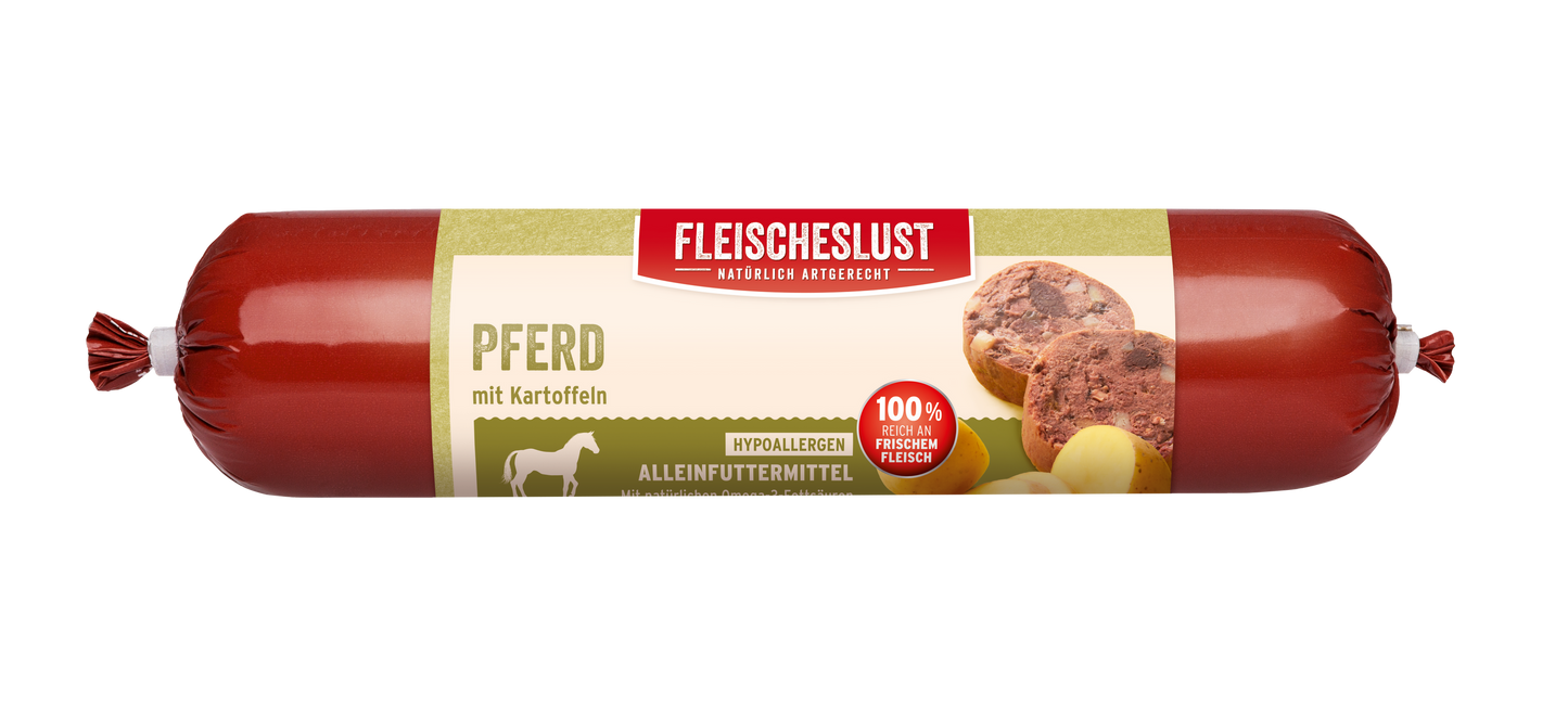 Pures Pferd mit Kartoffeln