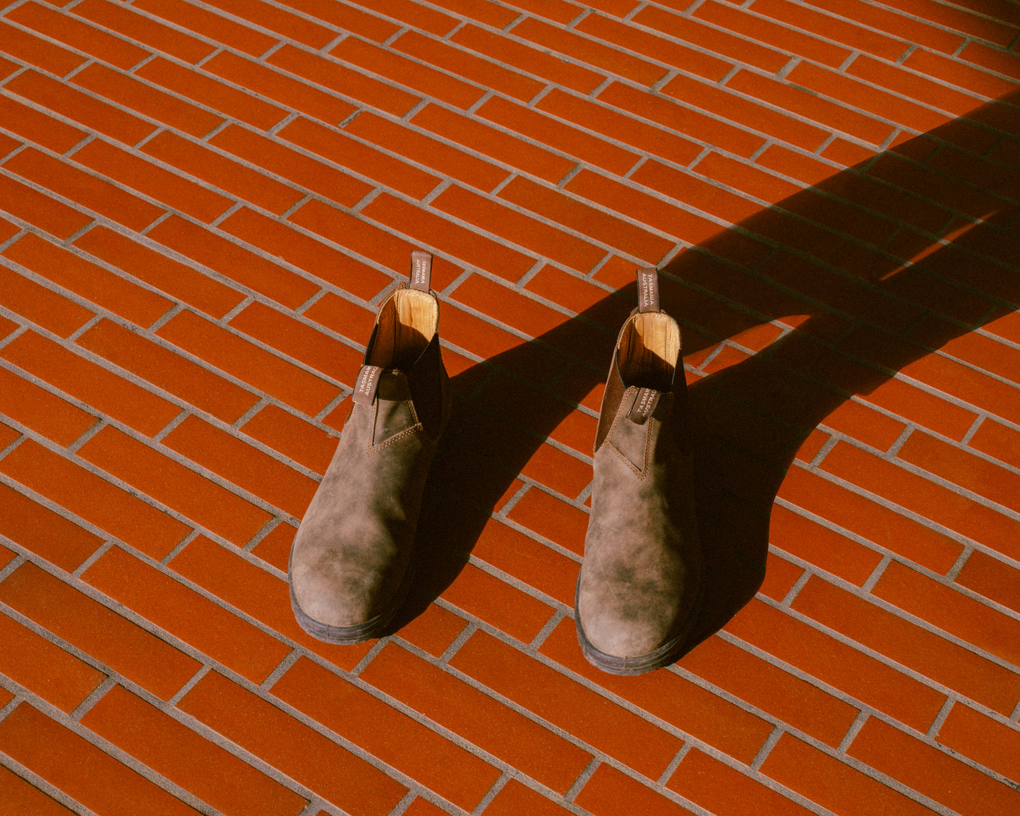 BLUNDSTONE #585 RUSTIC BROWN - Der perfekte Gassi-Schuh für alle Hunde und Nichthundebesitzer.